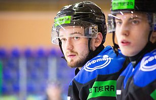 Алексей Котеловский: хорошо играли на протяжении всего матча, но череда ошибок не позволила одержать победу.